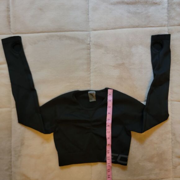 NEW ECHT Arise Scrunch Athletic Long Sleeve Crop Top - Picture 7 of 9